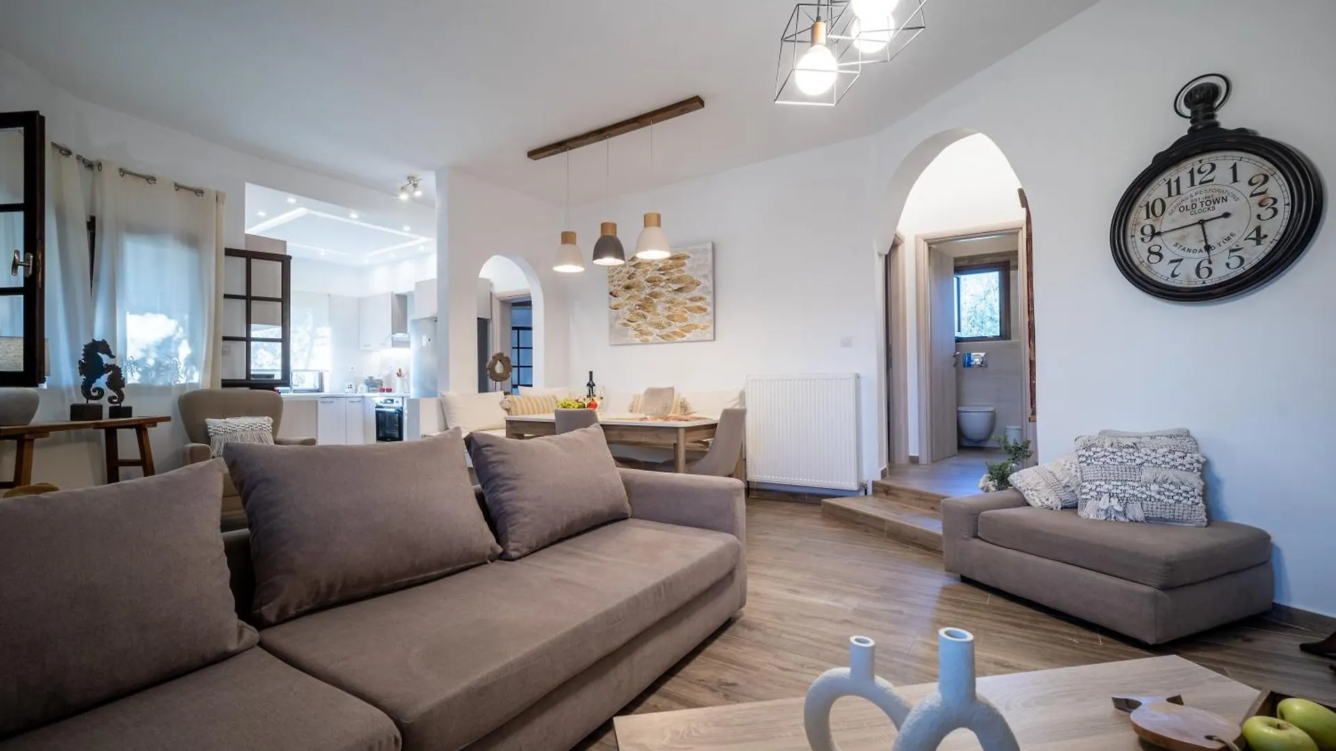 Villa Joy 奥马斯帕纳吉亚斯