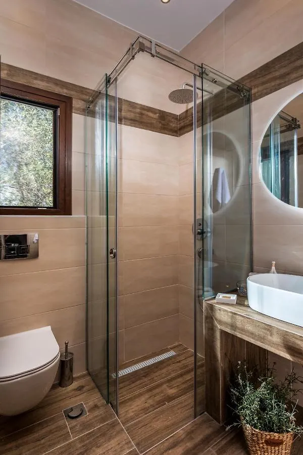 Villa Joy 奥马斯帕纳吉亚斯
